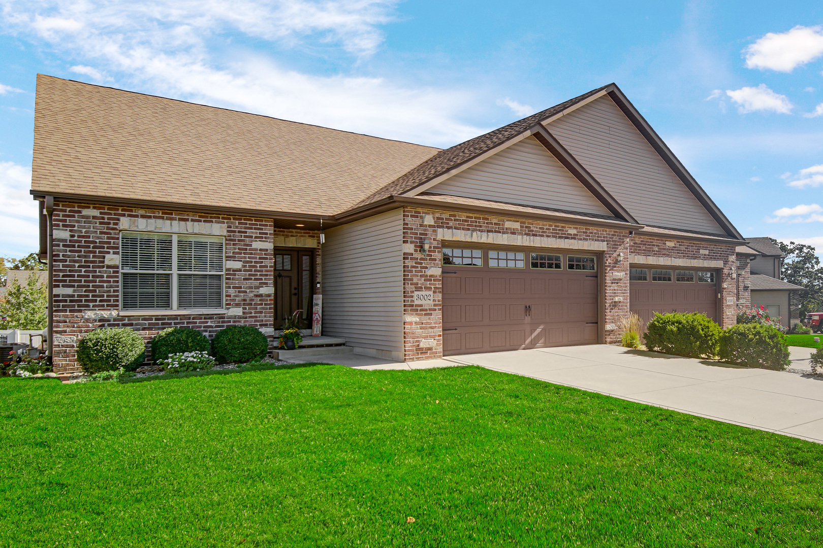 3002 Winter Garden Drive, Valparaiso, IN 46385