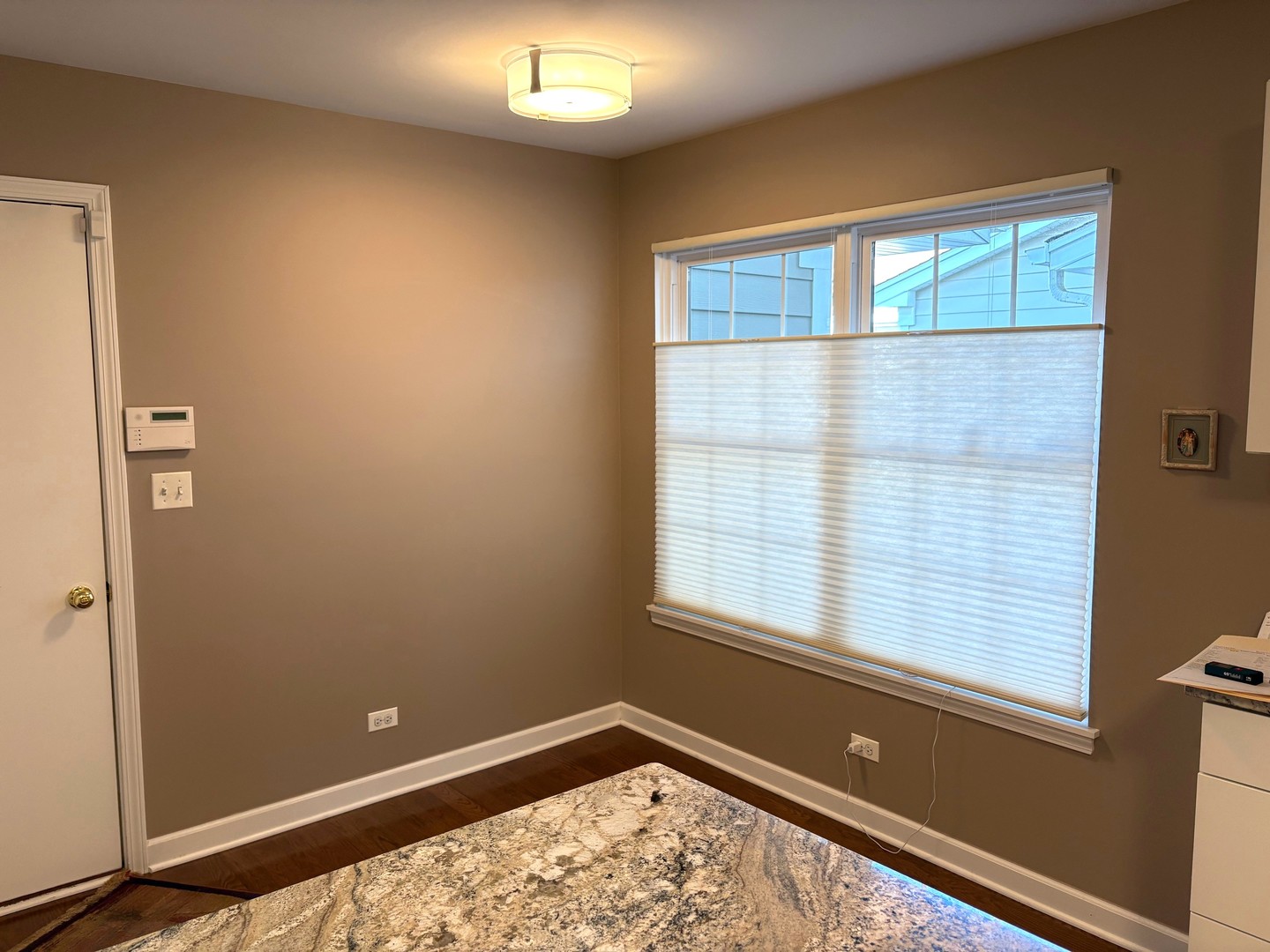 607 Kingsbridge Drive, Carol Stream, IL 60188