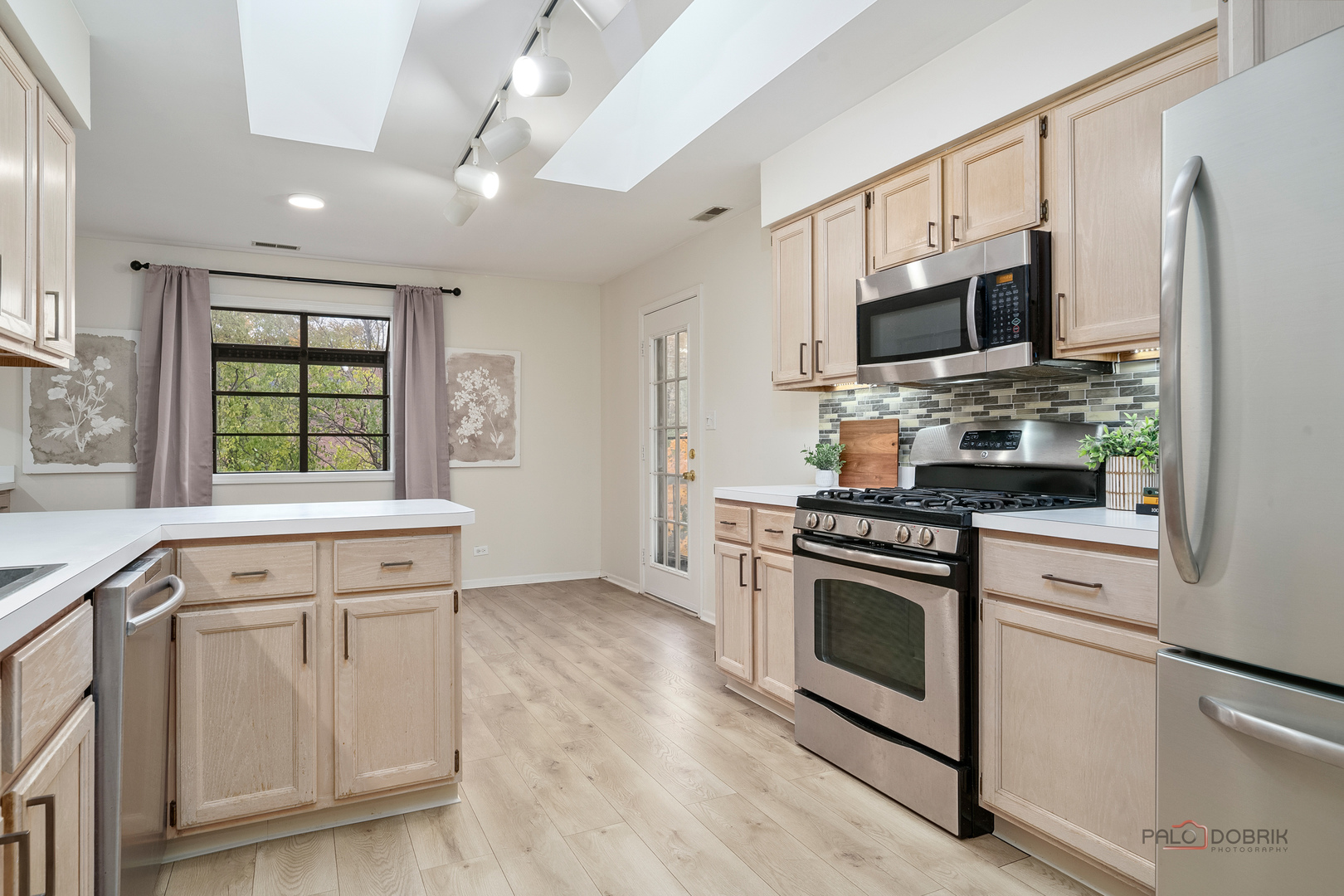 970 Ivy Lane #C, Deerfield, IL 60015