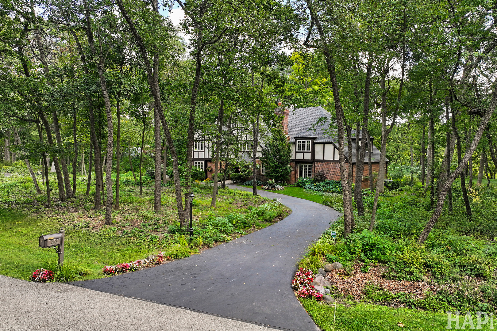 23785 W Barnswallow Lane, Wauconda, IL 60084