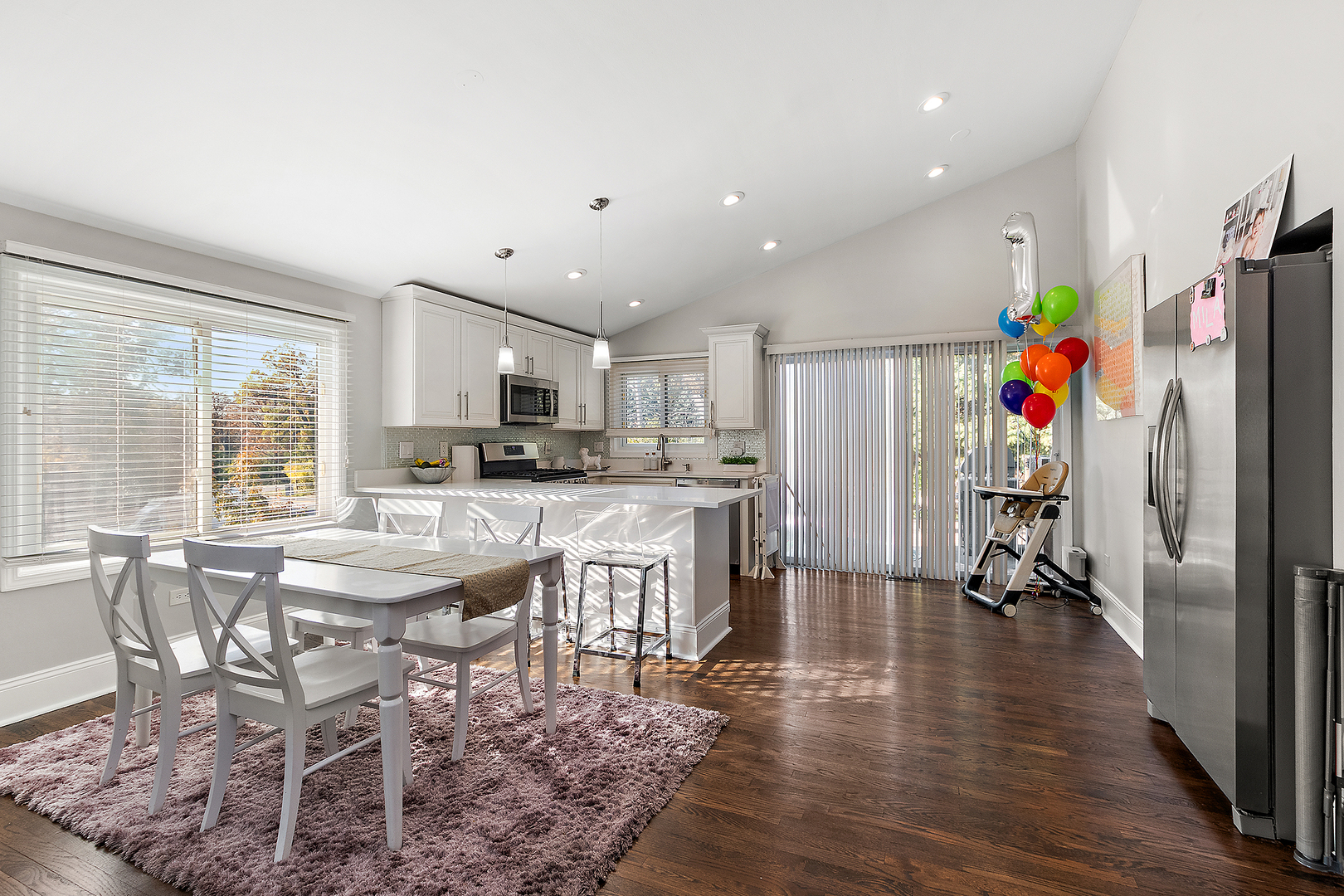 Indian Head Park, IL 60525