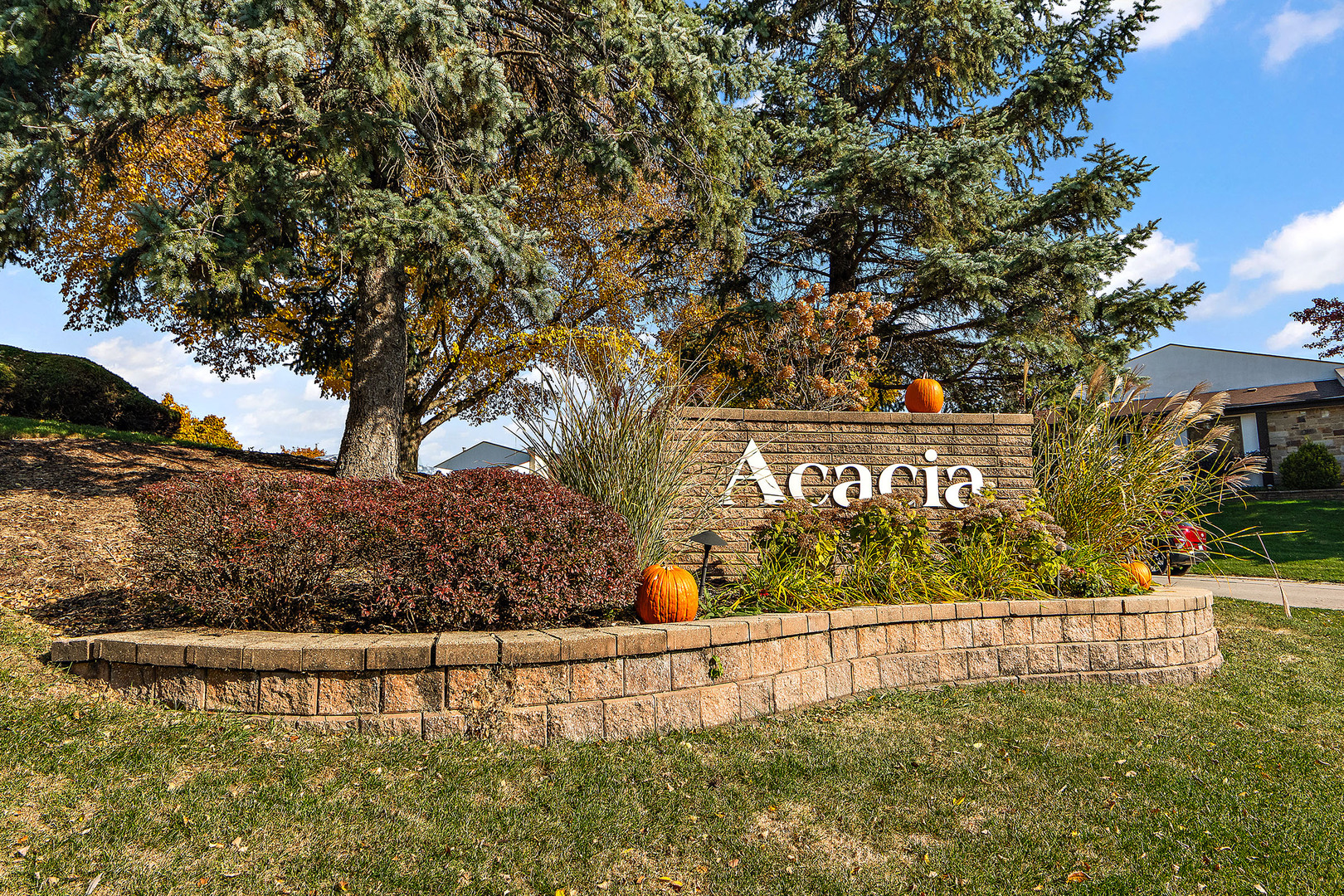 Indian Head Park, IL 60525