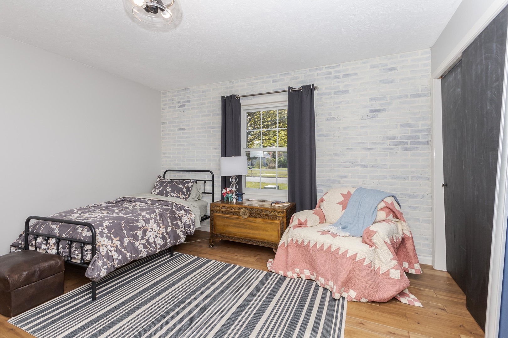 804 Havens Drive, Hudson, IL 61748