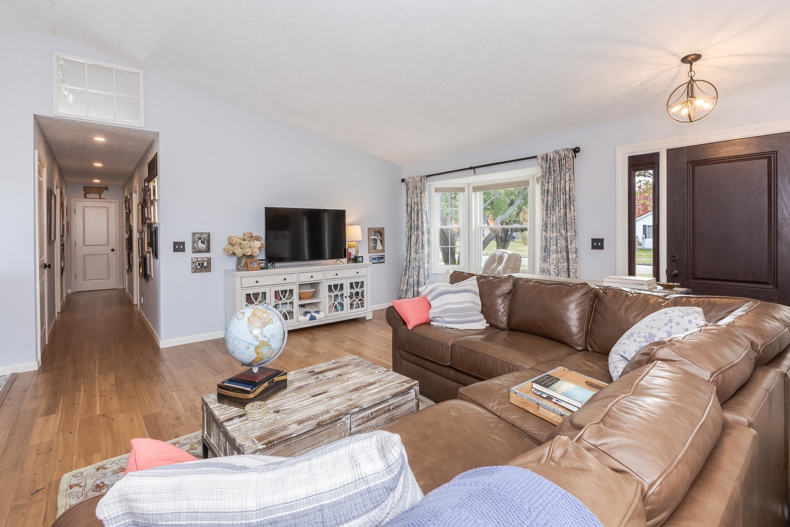 804 Havens Drive, Hudson, IL 61748