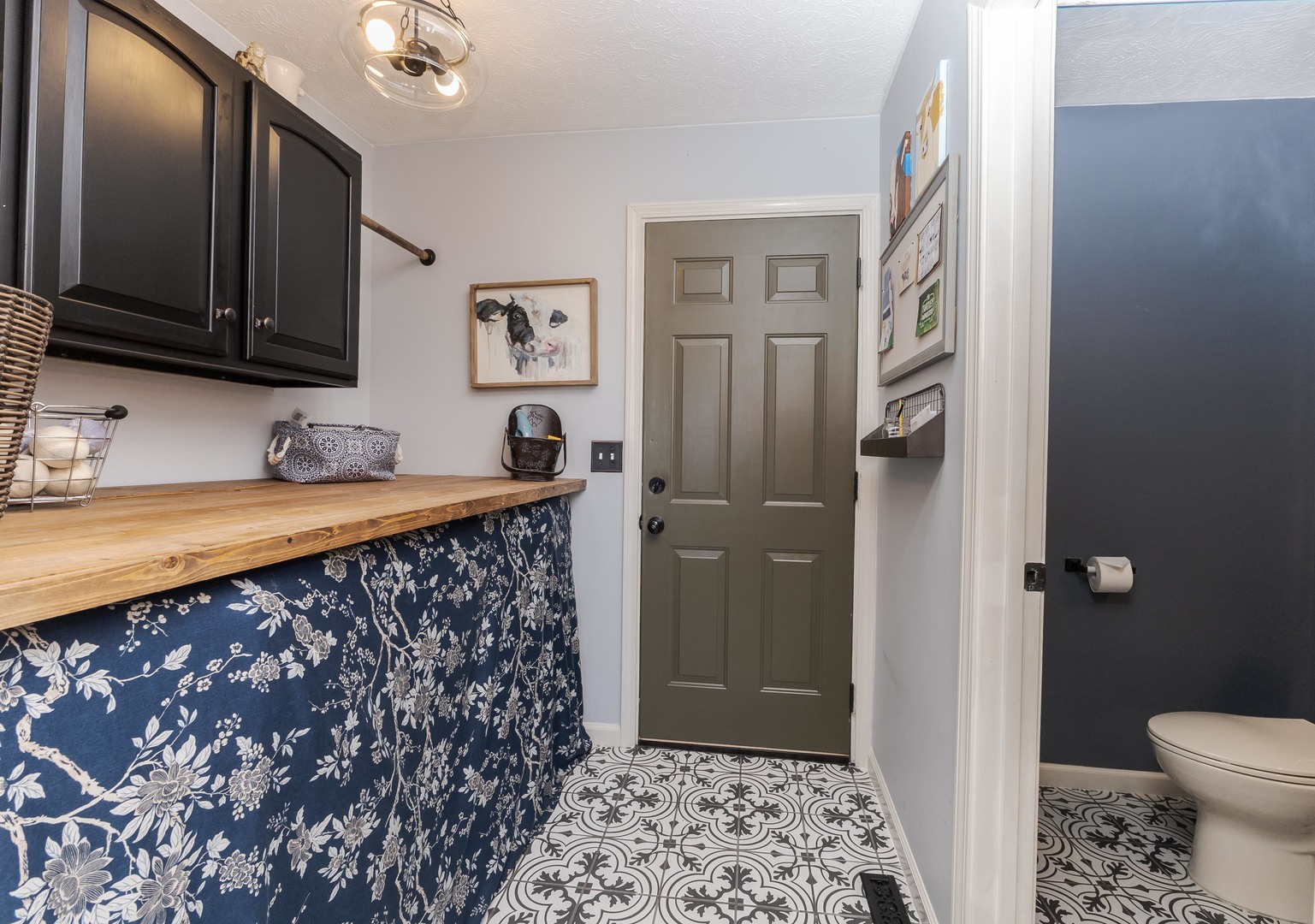 804 Havens Drive, Hudson, IL 61748