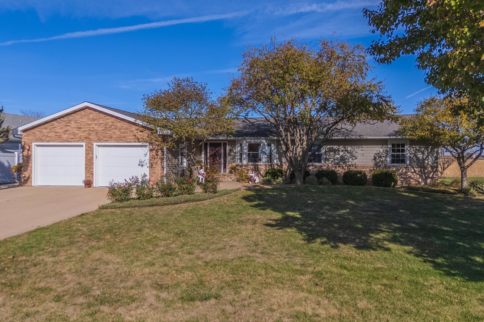 804 Havens Drive, Hudson, IL 61748