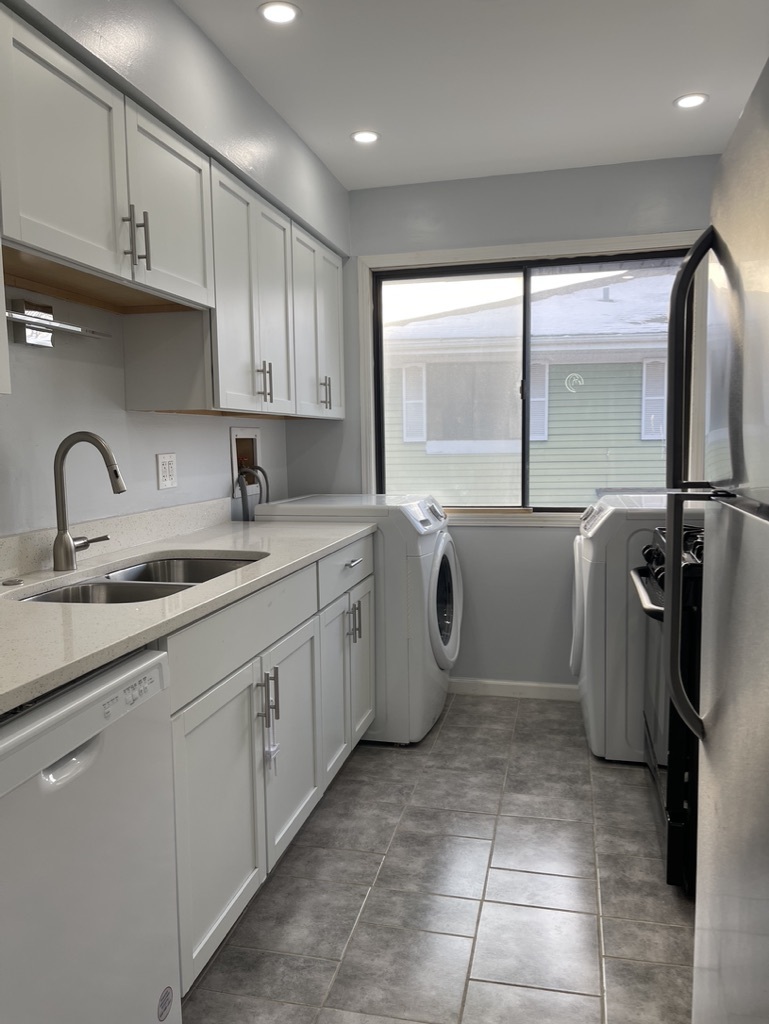 1475 Sacramento Drive #1475, Hanover Park, IL 60133