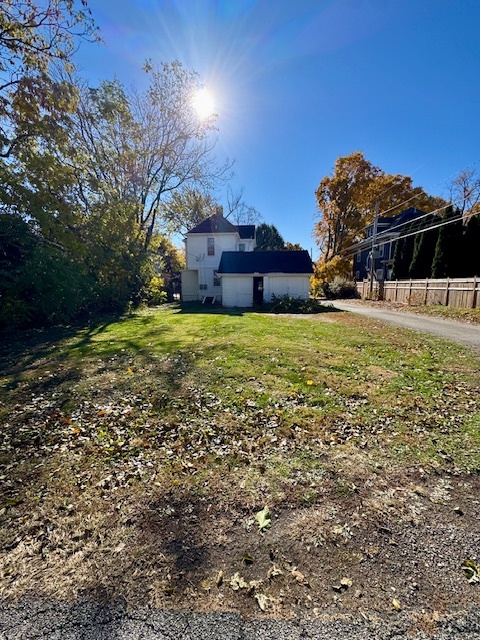 506 E Chestnut Street, Bloomington, IL 61701