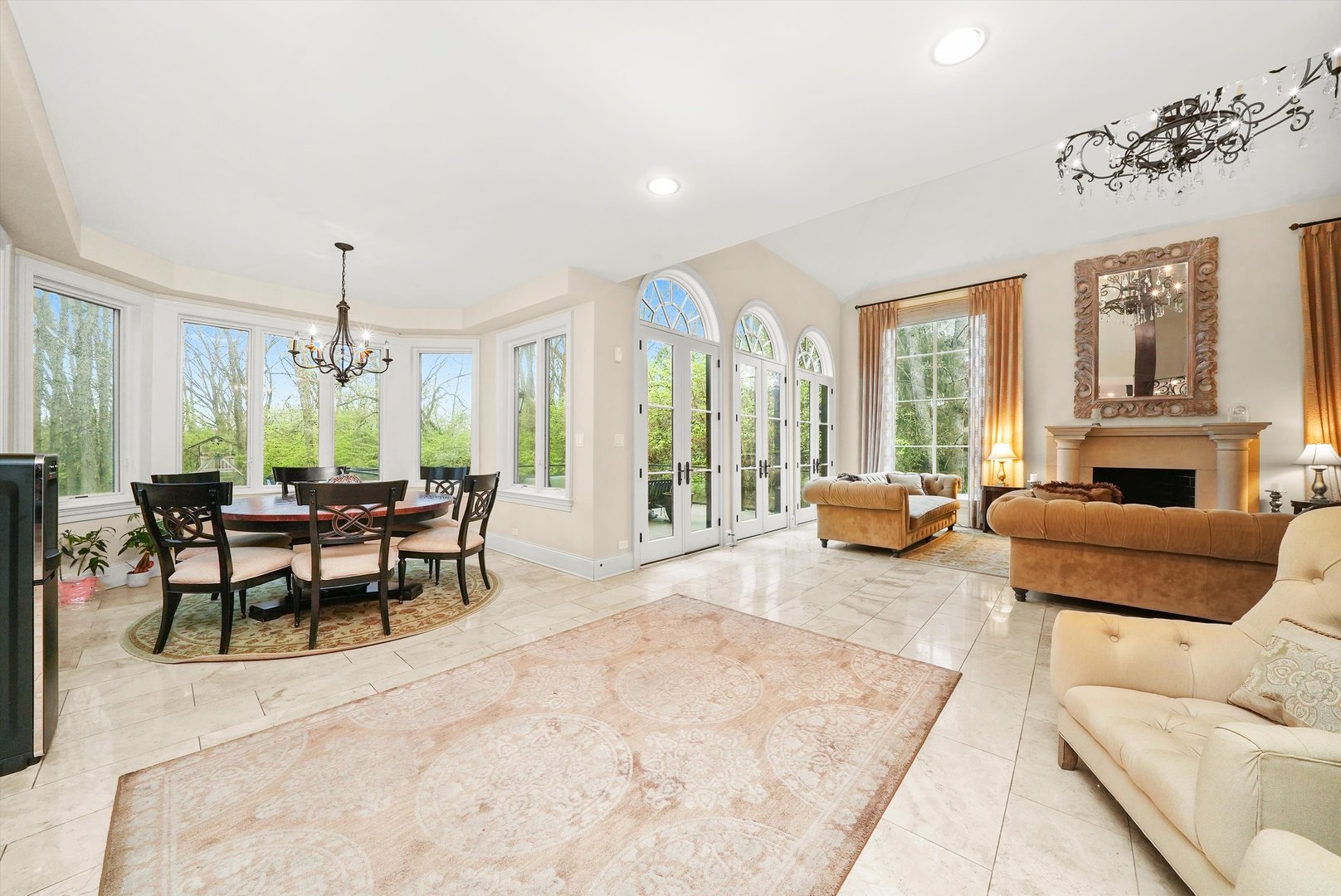 11735 Orchard Street, Willow Springs, IL 60480