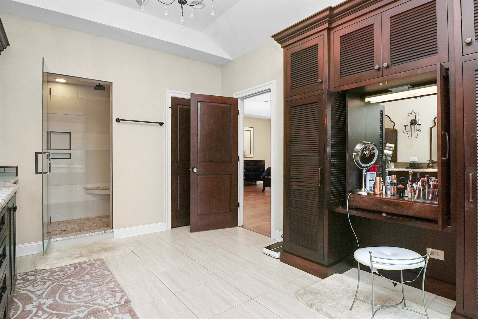 11735 Orchard Street, Willow Springs, IL 60480