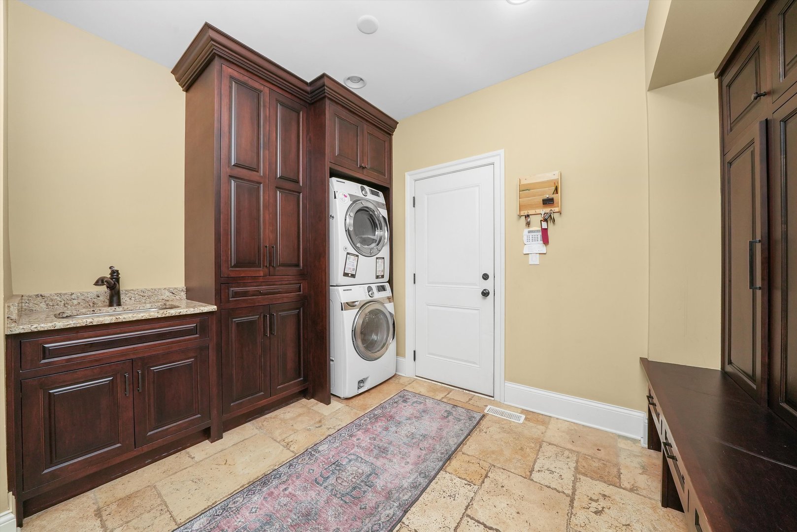 11735 Orchard Street, Willow Springs, IL 60480