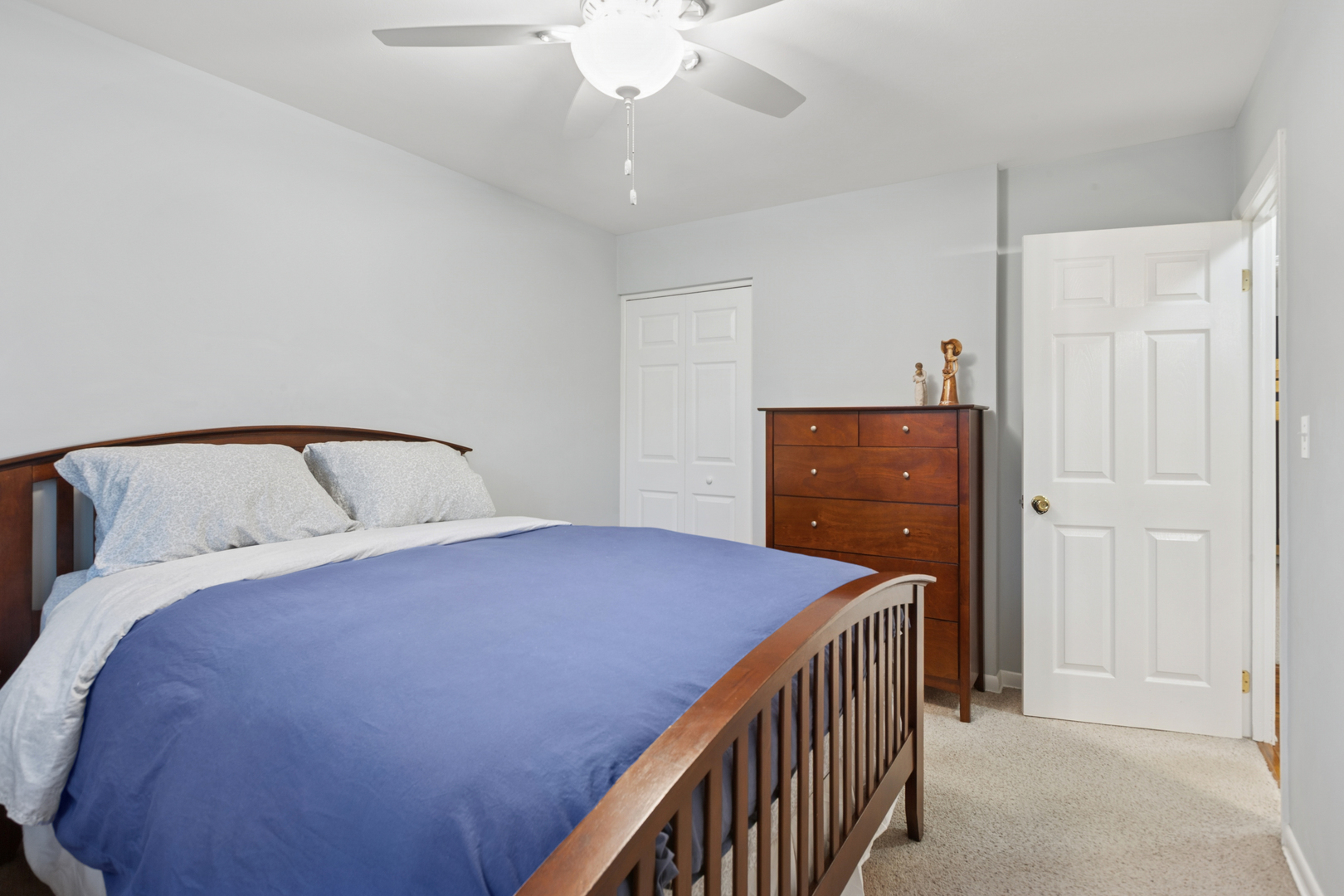 3008 Scenicwood Lane, Woodridge, IL 60517