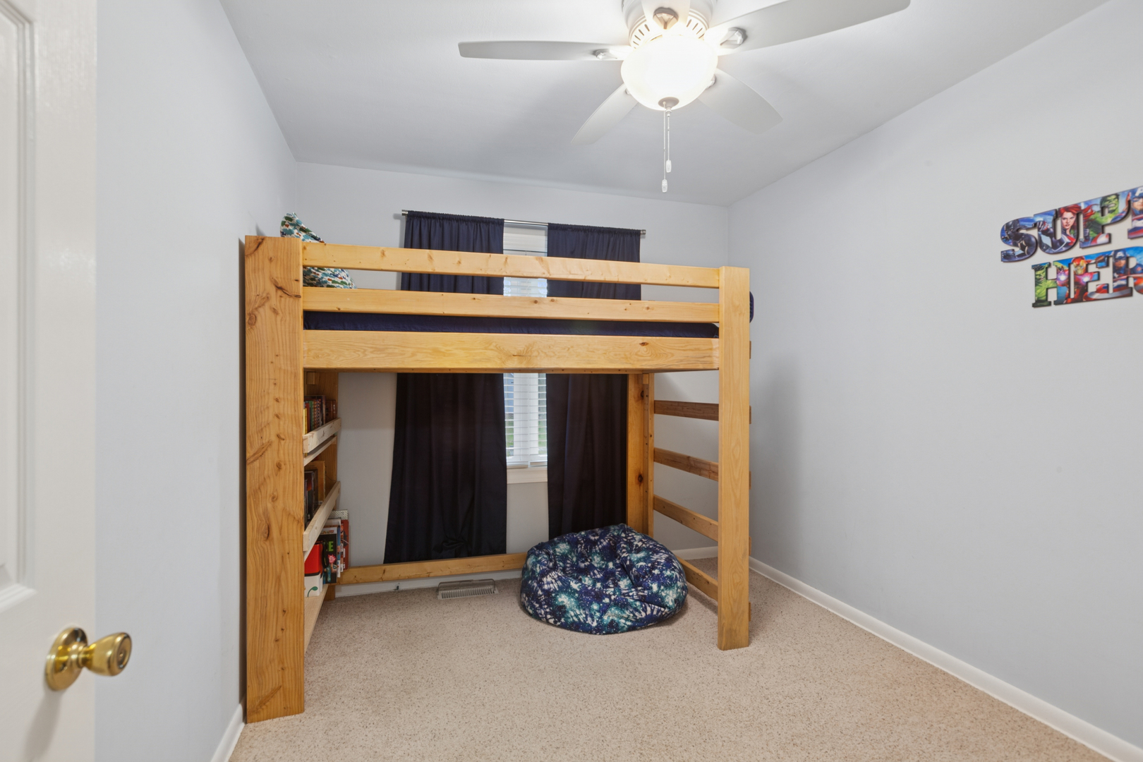 3008 Scenicwood Lane, Woodridge, IL 60517