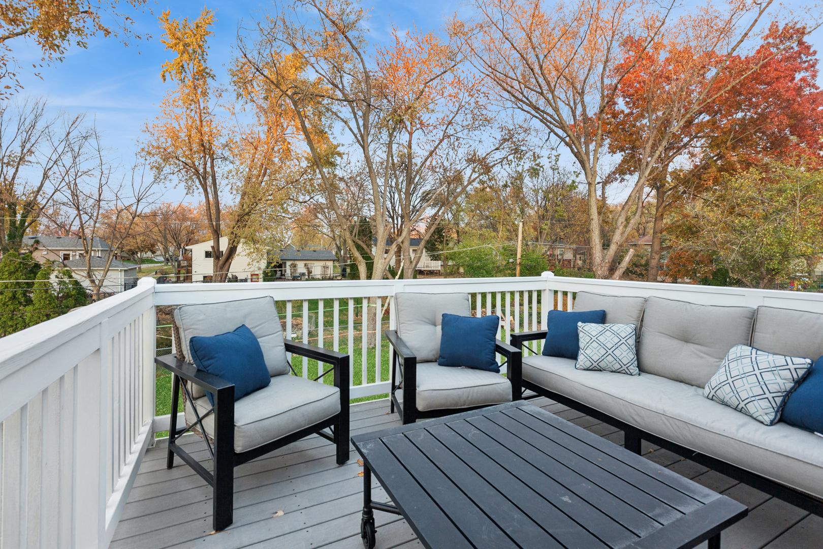 3008 Scenicwood Lane, Woodridge, IL 60517