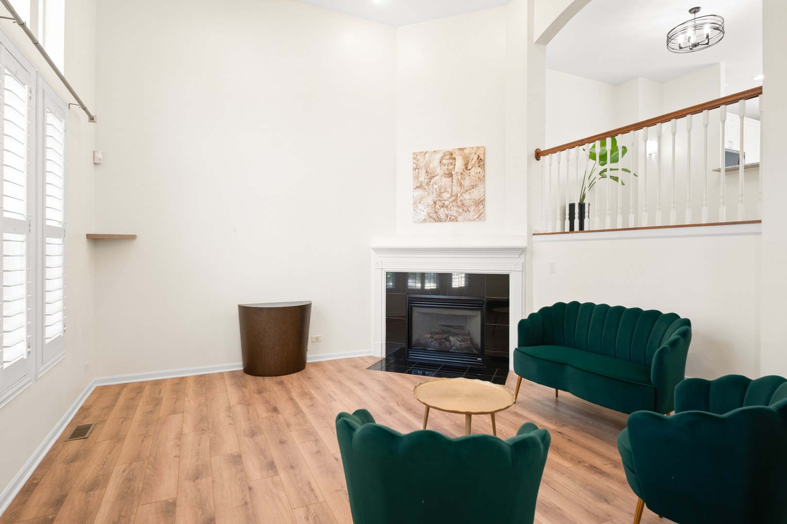 563 Grosvenor Lane, Aurora, IL 60504