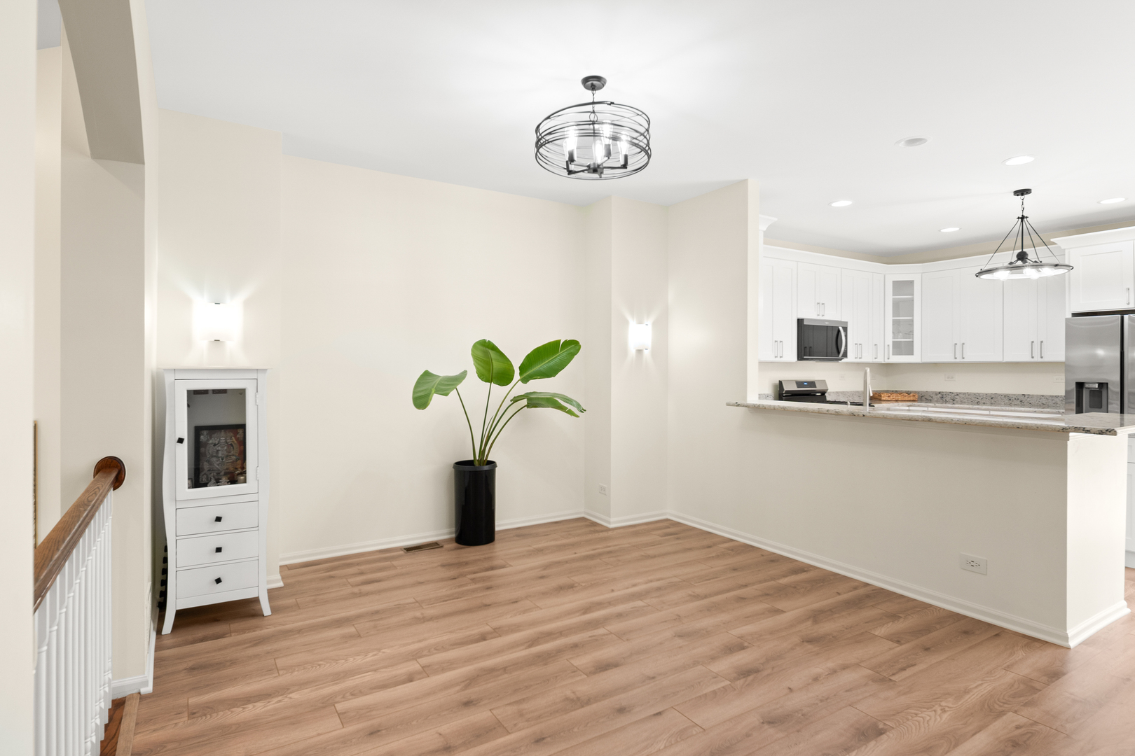 563 Grosvenor Lane, Aurora, IL 60504