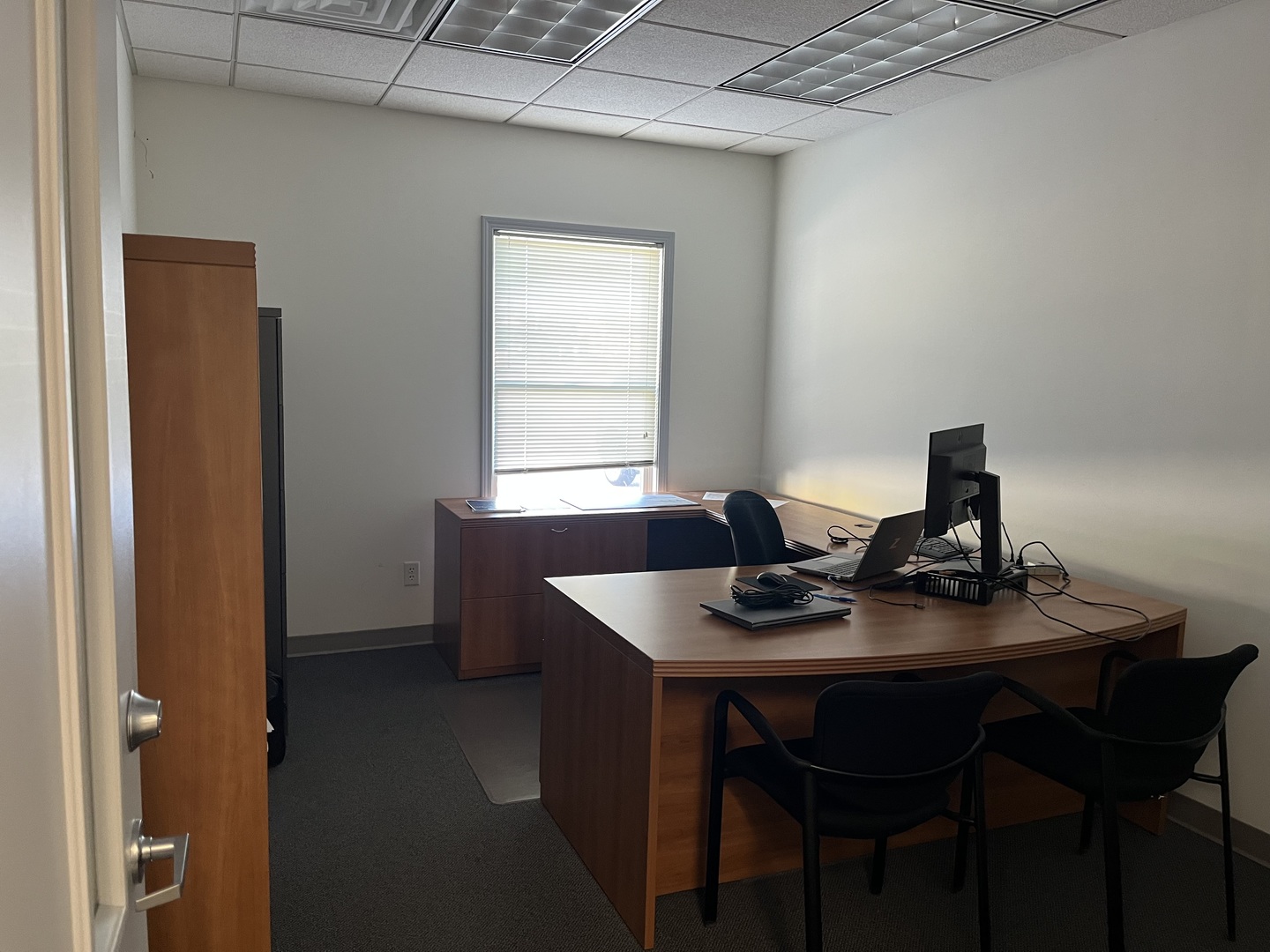 14 Currency Drive, Bloomington, IL 61704