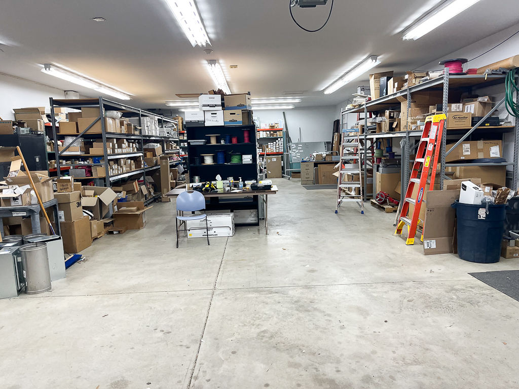 14 Currency Drive, Bloomington, IL 61704