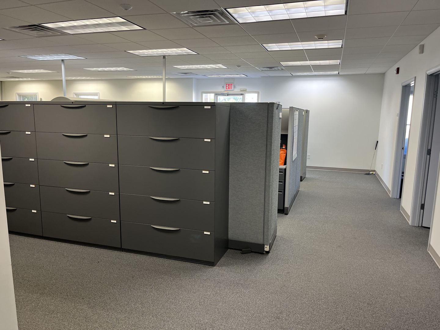 14 Currency Drive, Bloomington, IL 61704