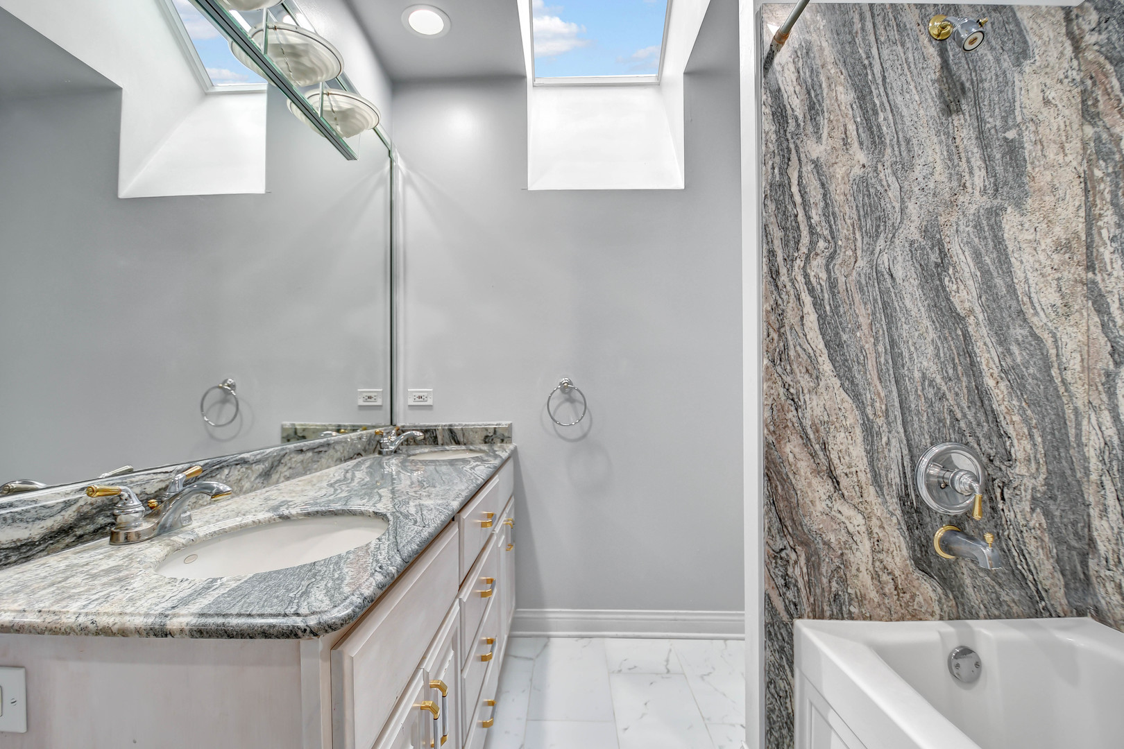 16048 S Peppermill Trail, Homer Glen, IL 60491