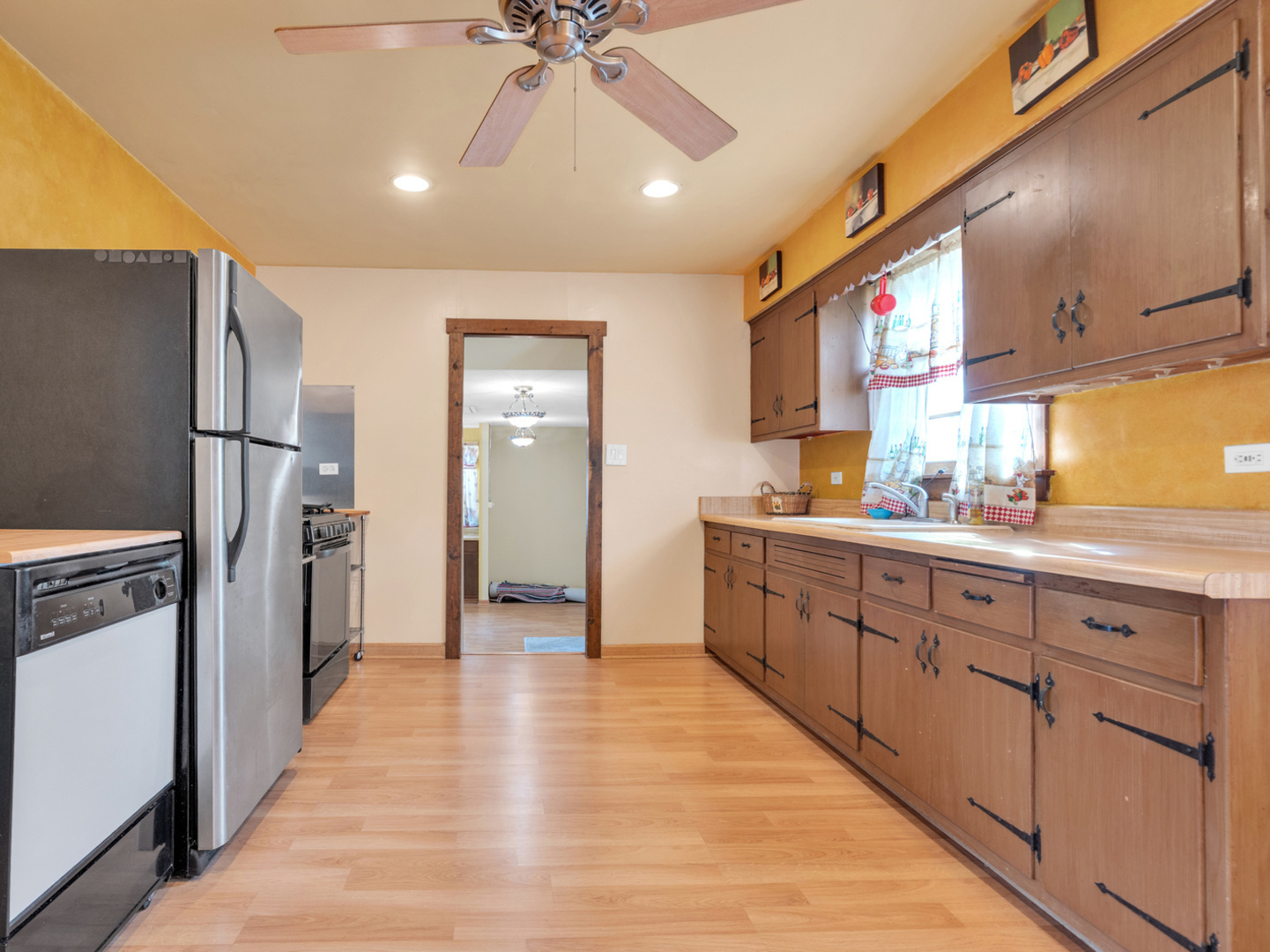 10630 Oak Park Avenue, Chicago Ridge, IL 60415