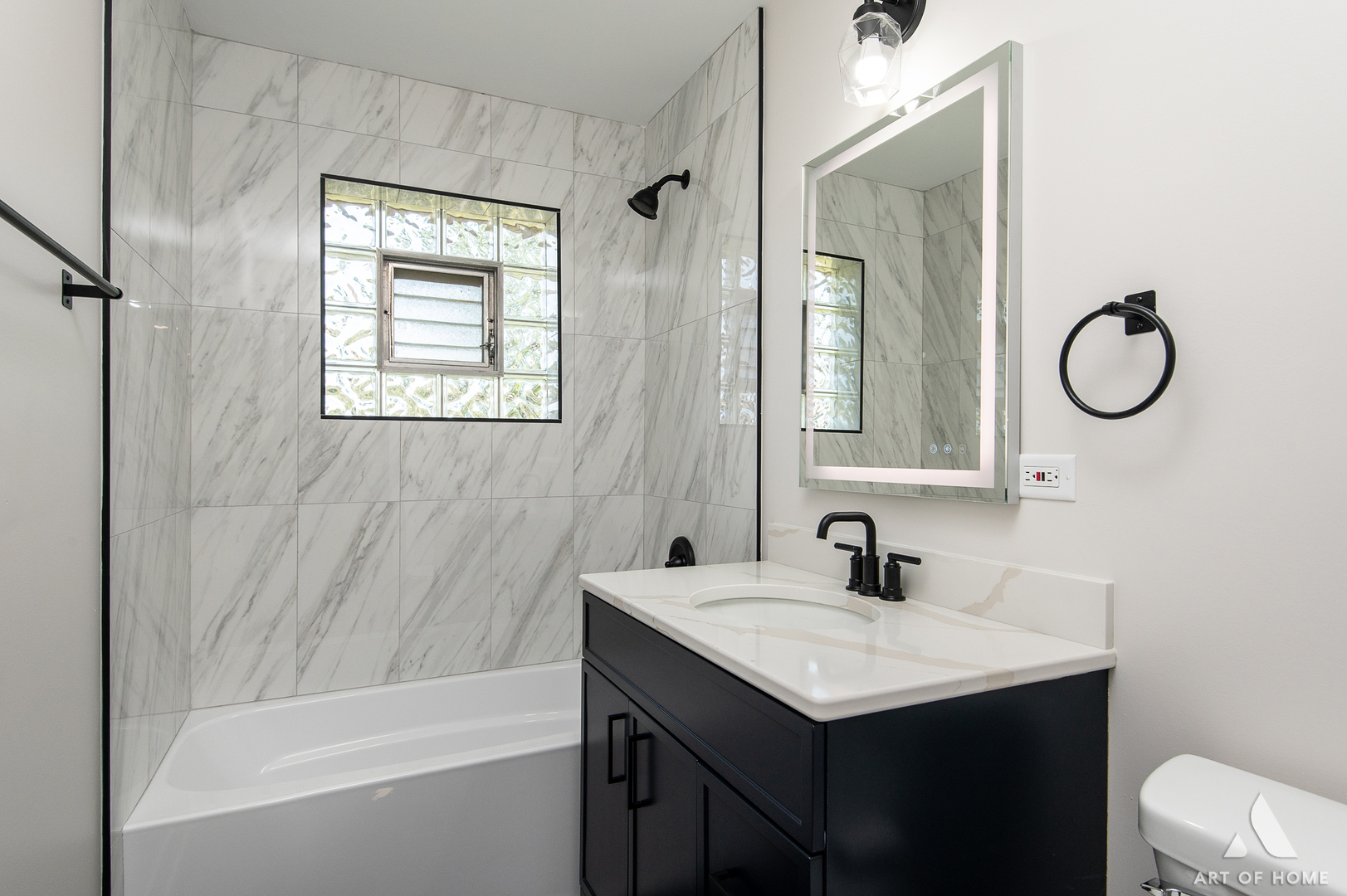 6710 W 115th Street, Worth, IL 60482