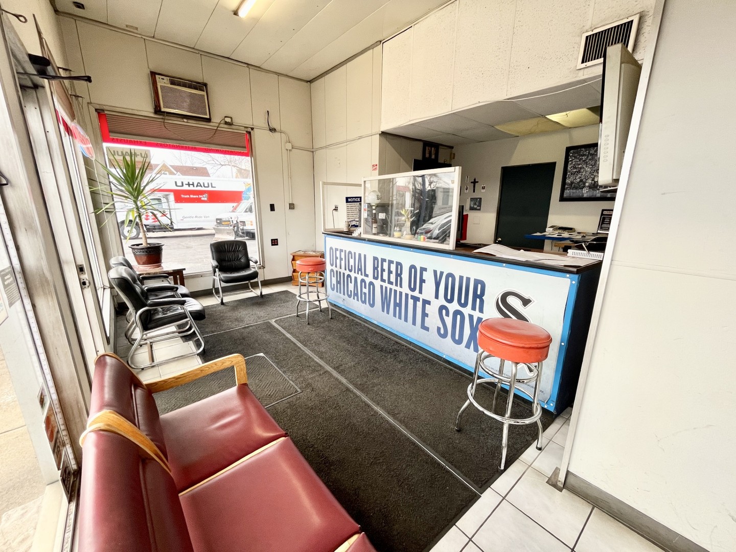 4808 W 96TH Place, Oak Lawn, IL 60453