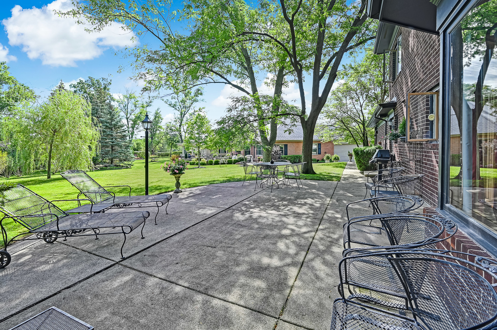 107 Stirrup Lane, Burr Ridge, IL 60527