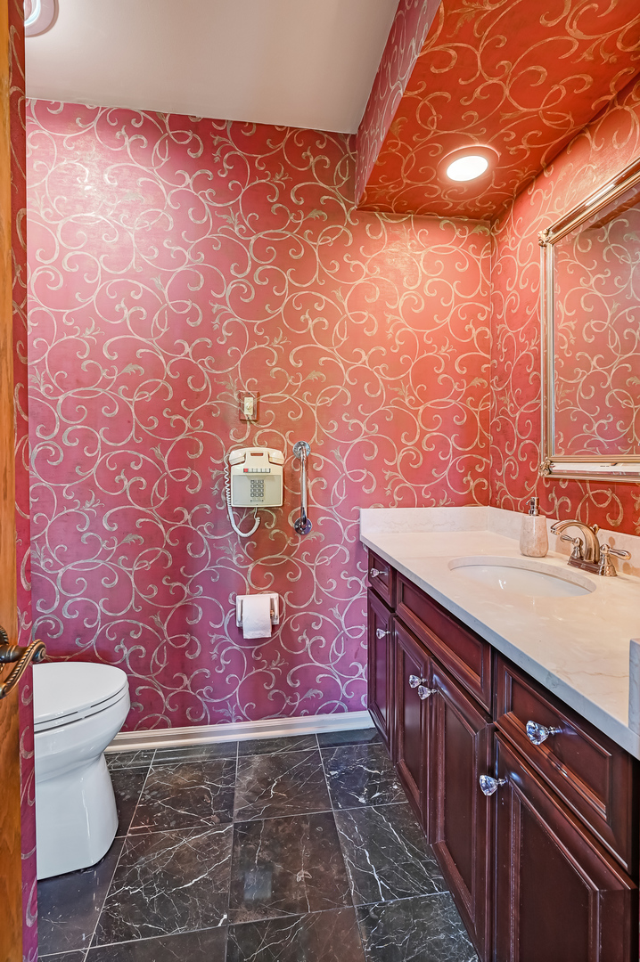 107 Stirrup Lane, Burr Ridge, IL 60527