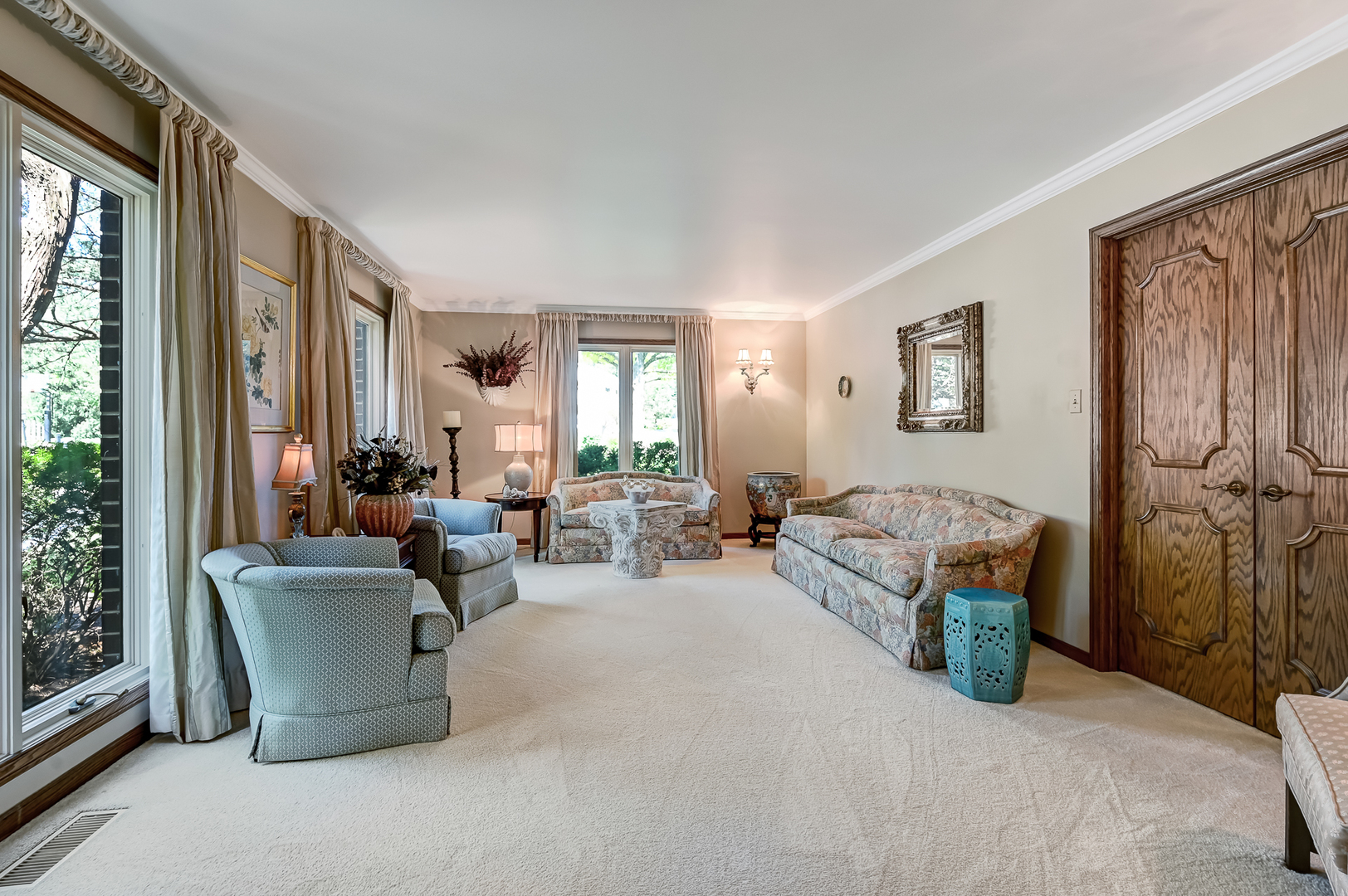 107 Stirrup Lane, Burr Ridge, IL 60527