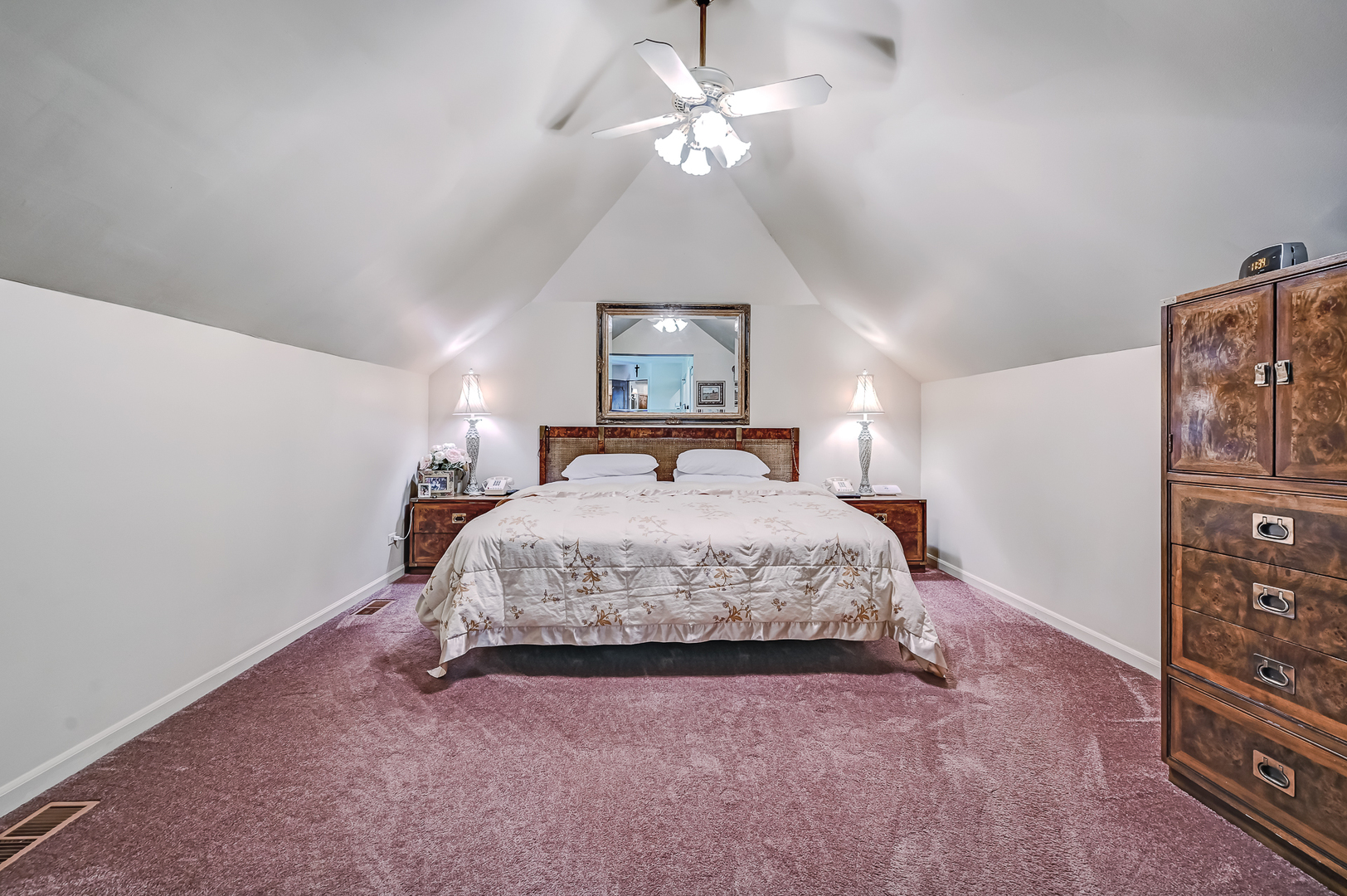 107 Stirrup Lane, Burr Ridge, IL 60527