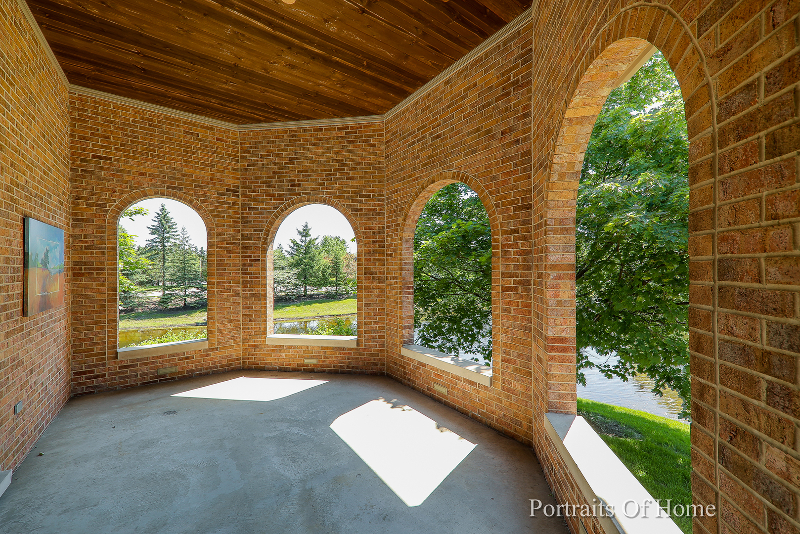 1115 Bridgeview Lane, Lake Forest, IL 60045