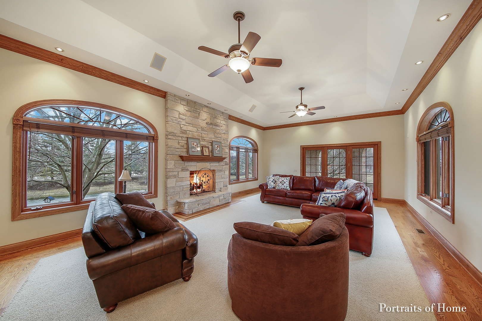 1115 Bridgeview Lane, Lake Forest, IL 60045