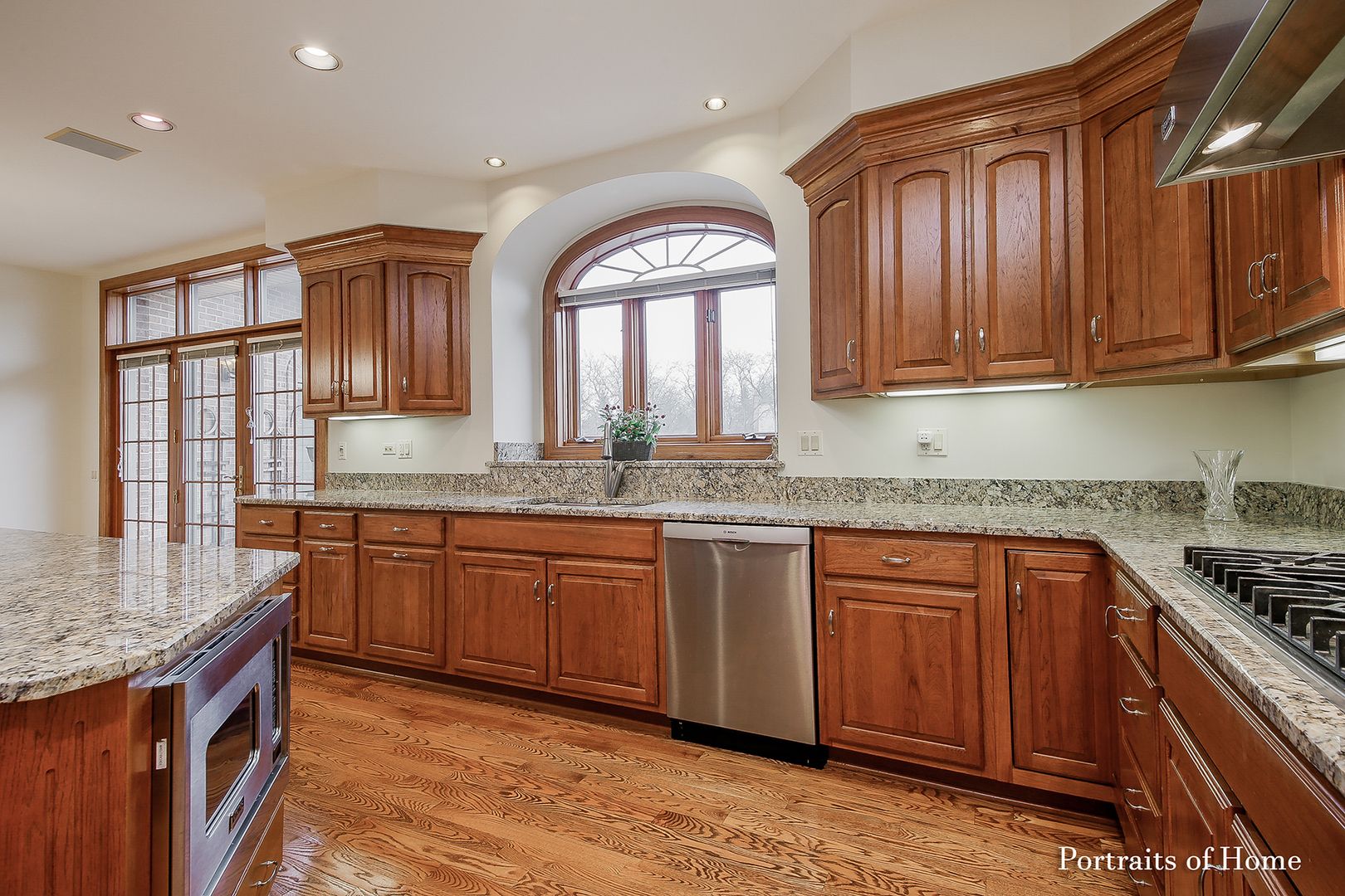 1115 Bridgeview Lane, Lake Forest, IL 60045