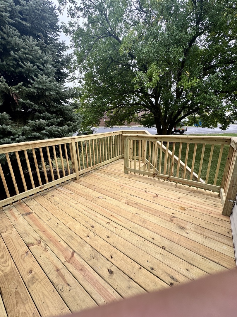 737 Springwood Drive, Joliet, IL 60431