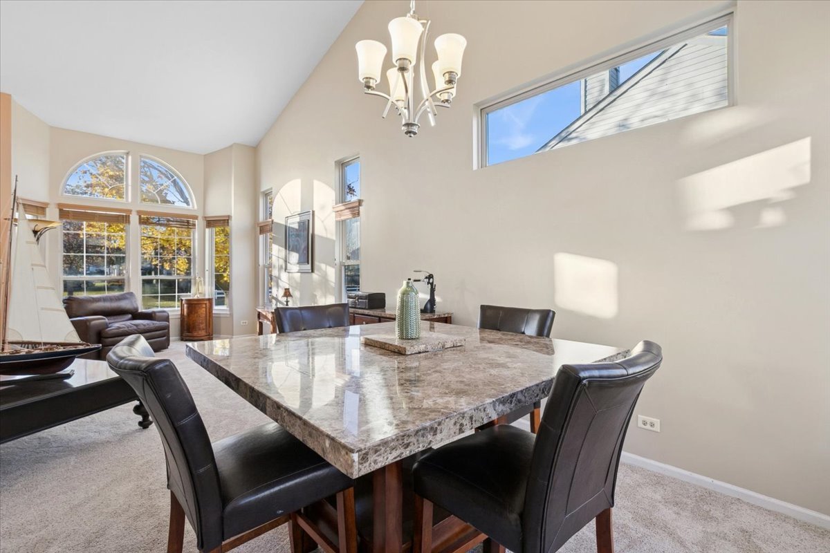 36077 N Bridlewood Avenue, Gurnee, IL 60031