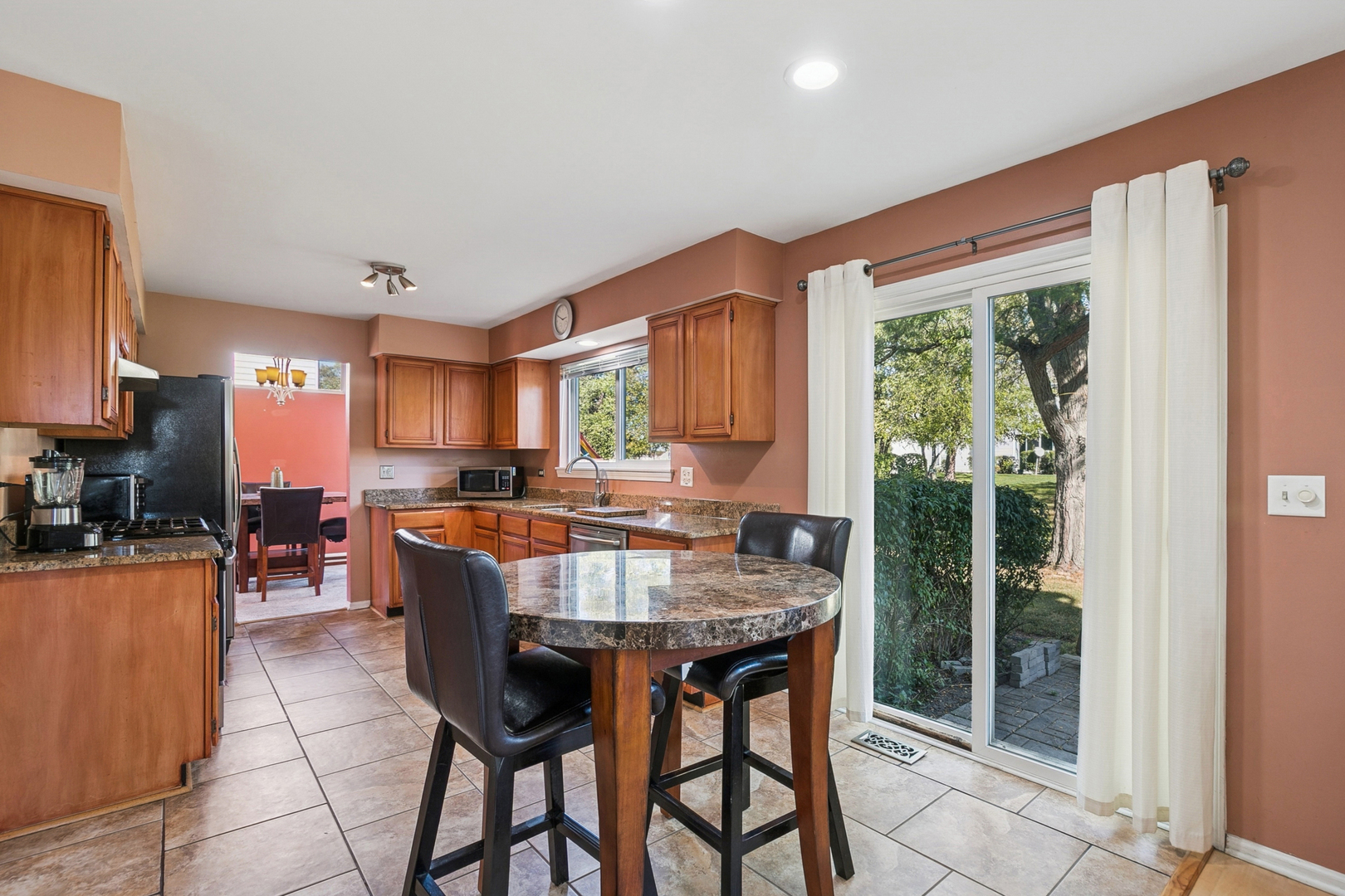 36077 N Bridlewood Avenue, Gurnee, IL 60031