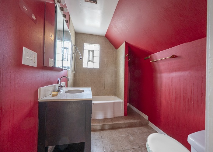 716 S 7th Avenue, Maywood, IL 60153