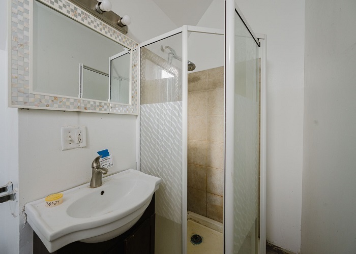 716 S 7th Avenue, Maywood, IL 60153