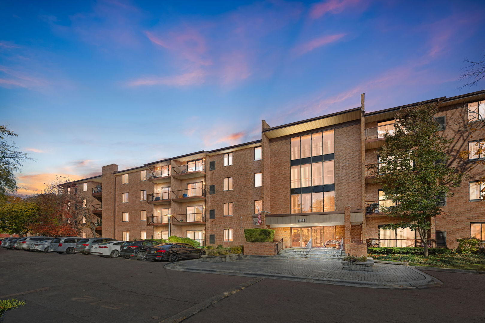 801 79th Street #103, Darien, IL 60561