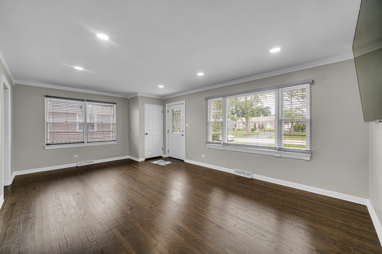 1107 Campbell Avenue, Wheaton, IL 60189