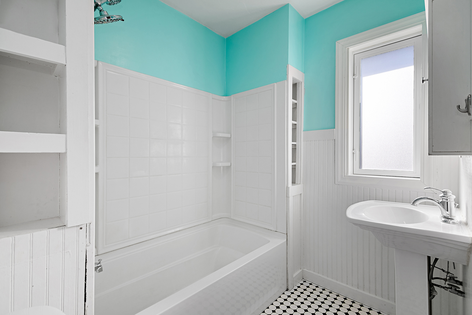 290 E 1st Avenue, Clifton, IL 60927