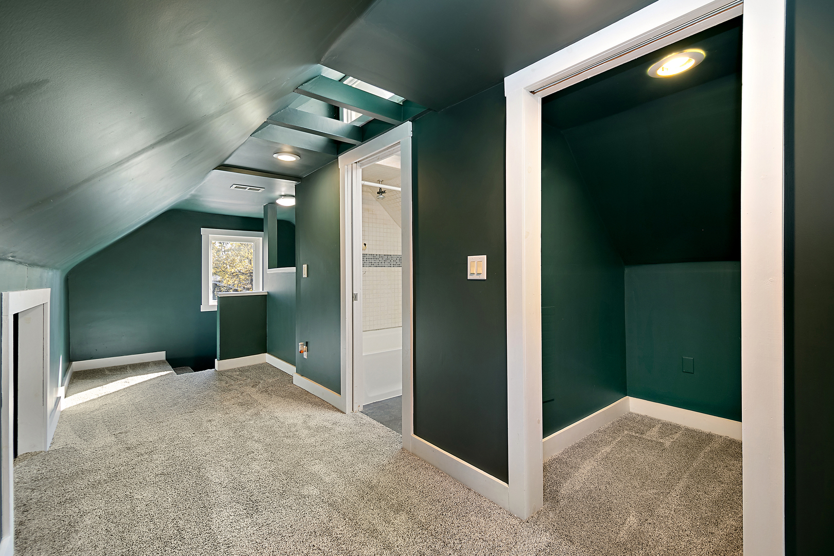 290 E 1st Avenue, Clifton, IL 60927