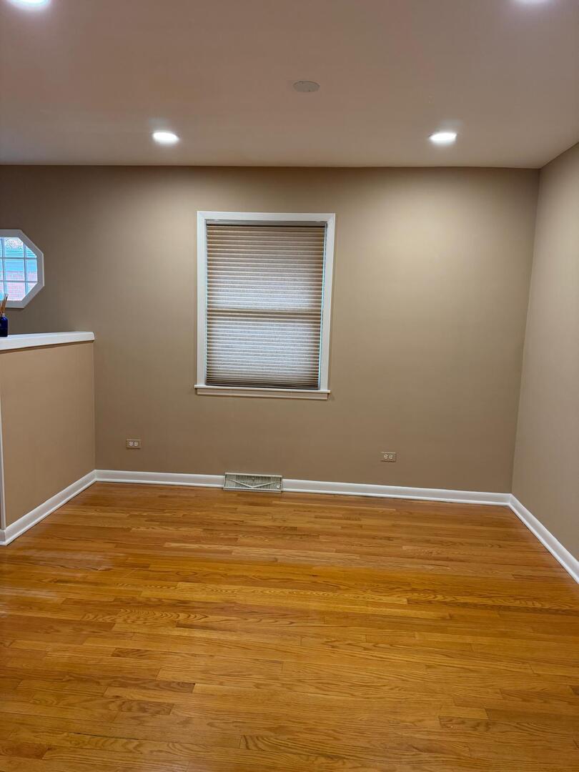 53 N Main Street, Glen Ellyn, IL 60137