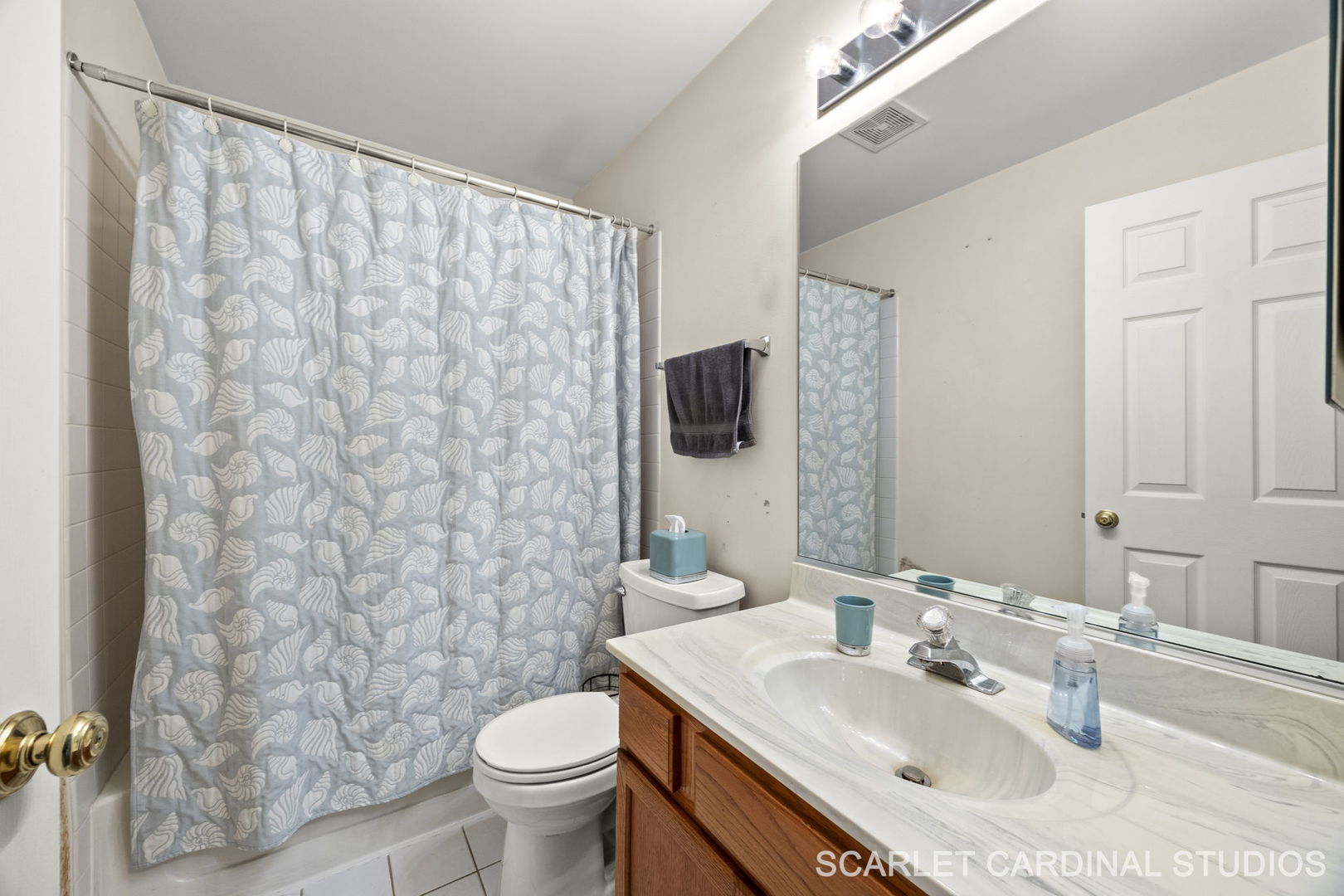 341 Cimarron Road, Lombard, IL 60148