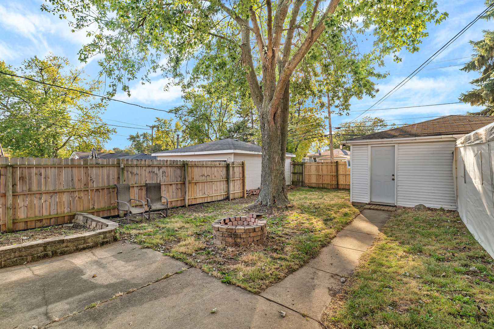 1409 N Raynor Avenue, Joliet, IL 60435