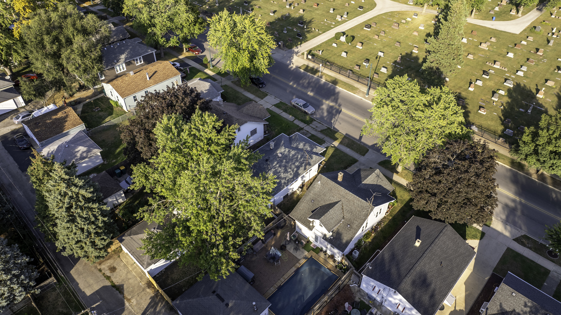 1409 N Raynor Avenue, Joliet, IL 60435