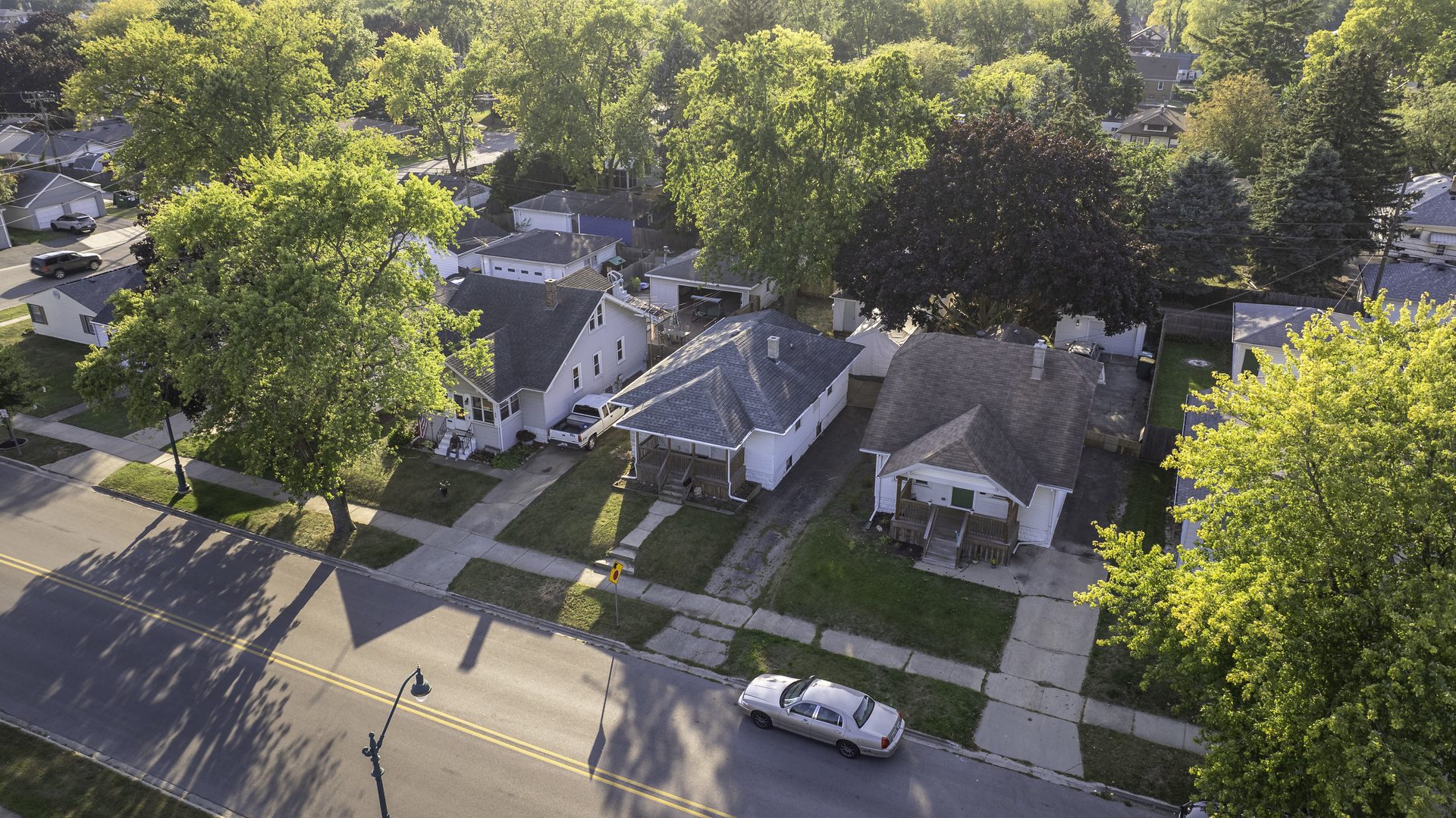 1409 N Raynor Avenue, Joliet, IL 60435