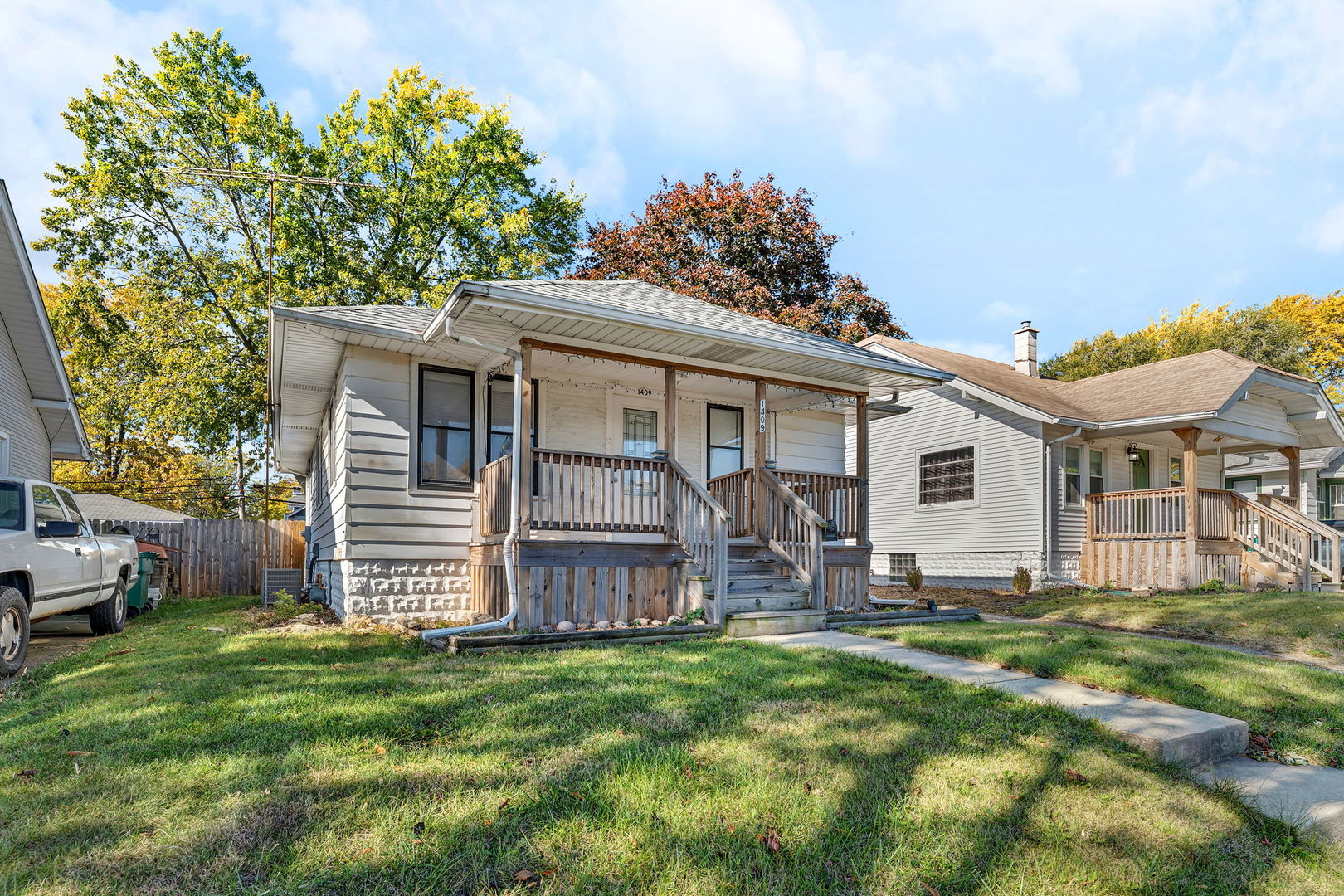 1409 N Raynor Avenue, Joliet, IL 60435