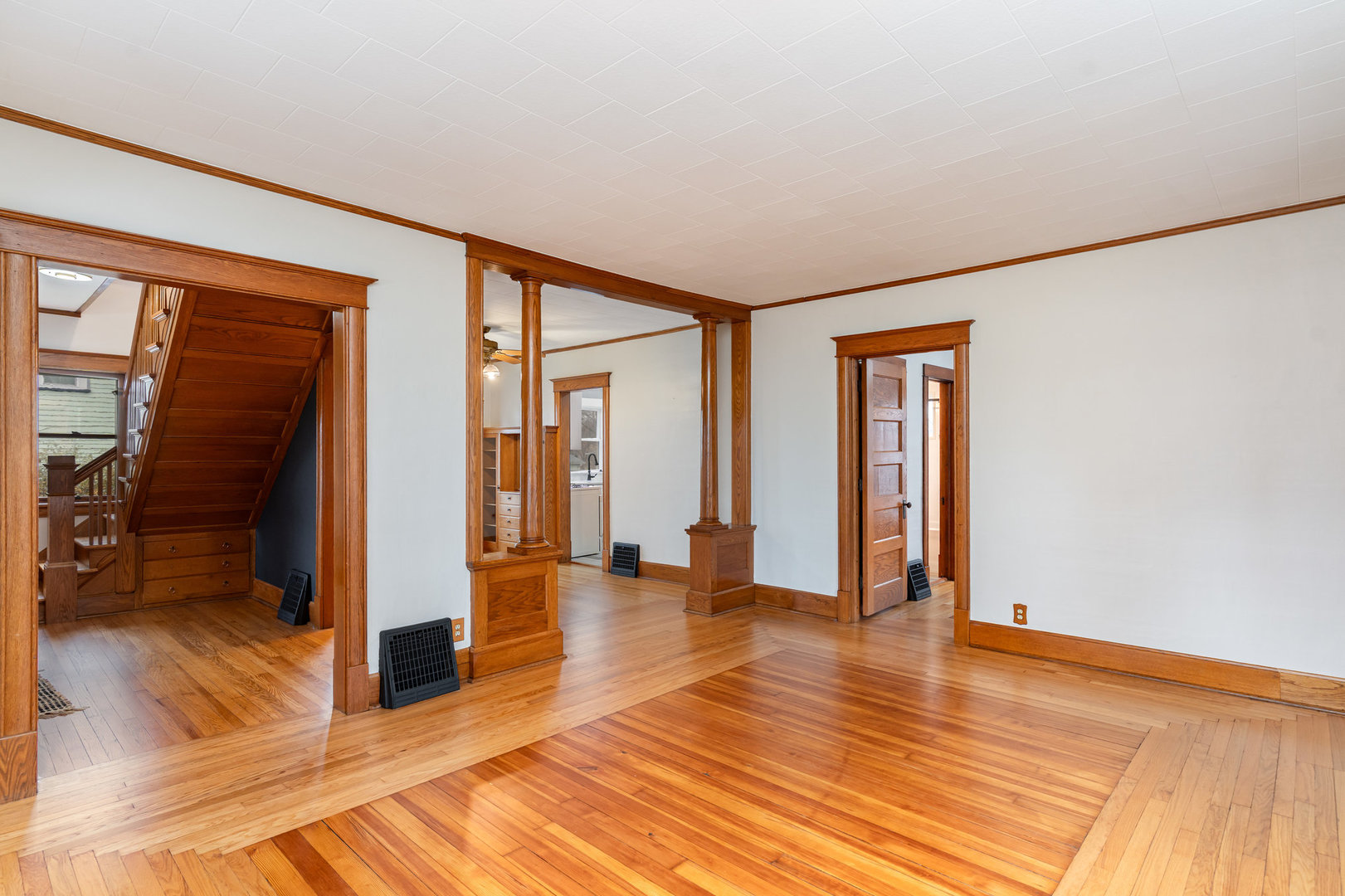 903 S Main Street, Yorkville, IL 60560